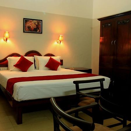 Xavier'S Residency Hotel Kollam Ngoại thất bức ảnh