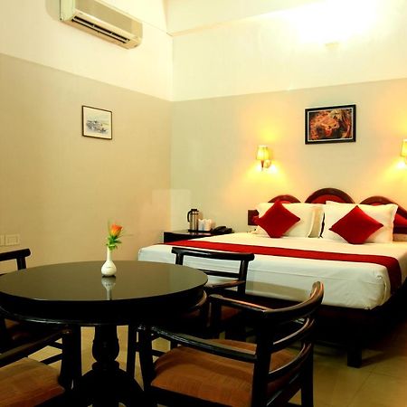 Xavier'S Residency Hotel Kollam Ngoại thất bức ảnh