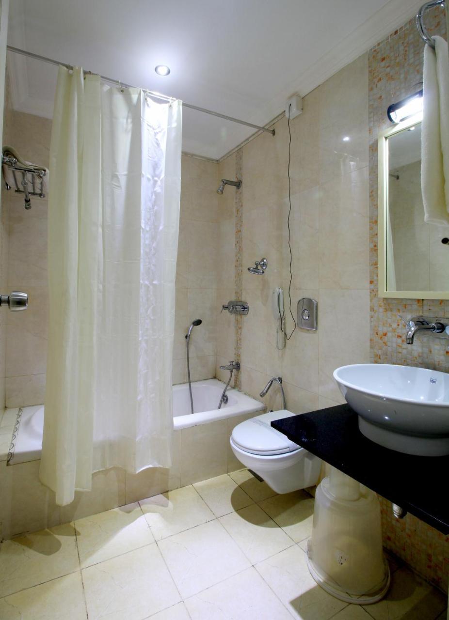 Xavier'S Residency Hotel Kollam Ngoại thất bức ảnh