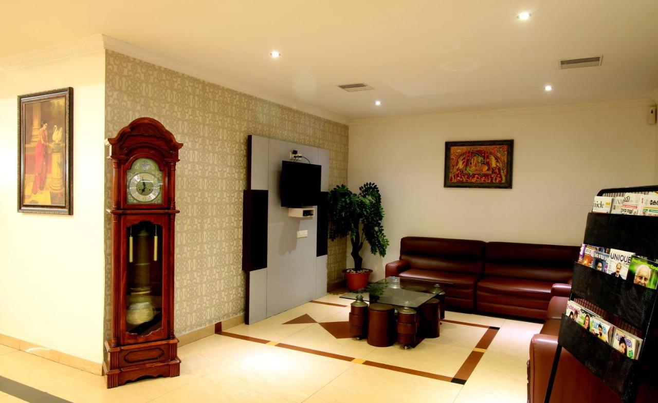 Xavier'S Residency Hotel Kollam Ngoại thất bức ảnh