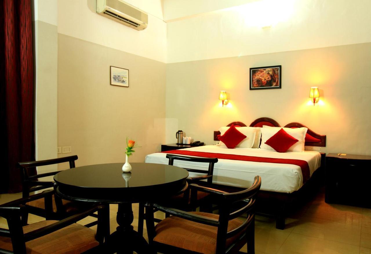 Xavier'S Residency Hotel Kollam Ngoại thất bức ảnh